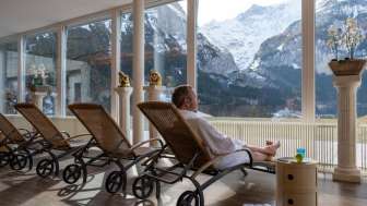 Salle de repos avec vue